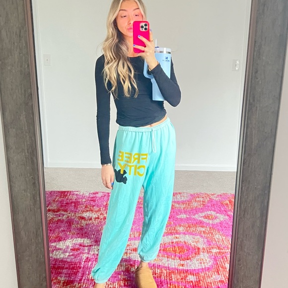 FreeCity sweatpants - Picture 3 of 10